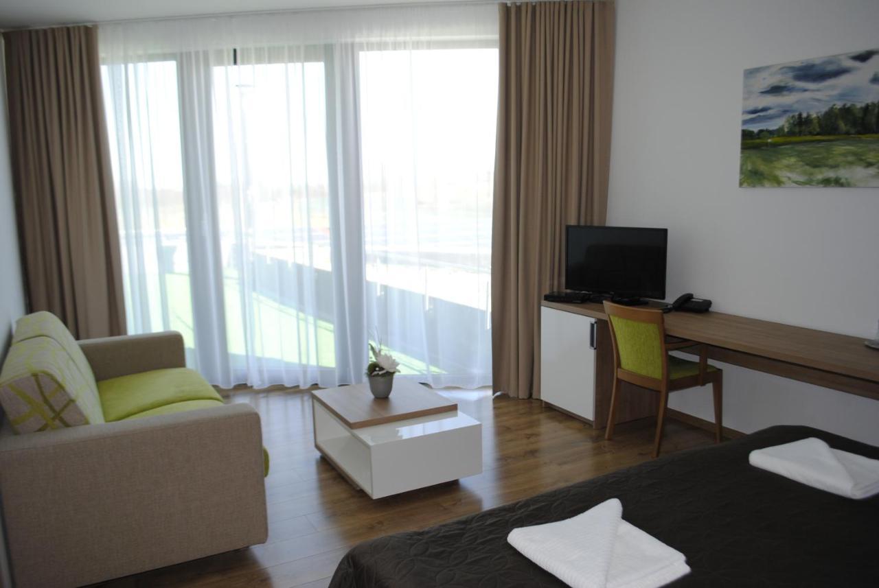 Hotel Golf Jezera Острожка Нова Вес Екстер'єр фото