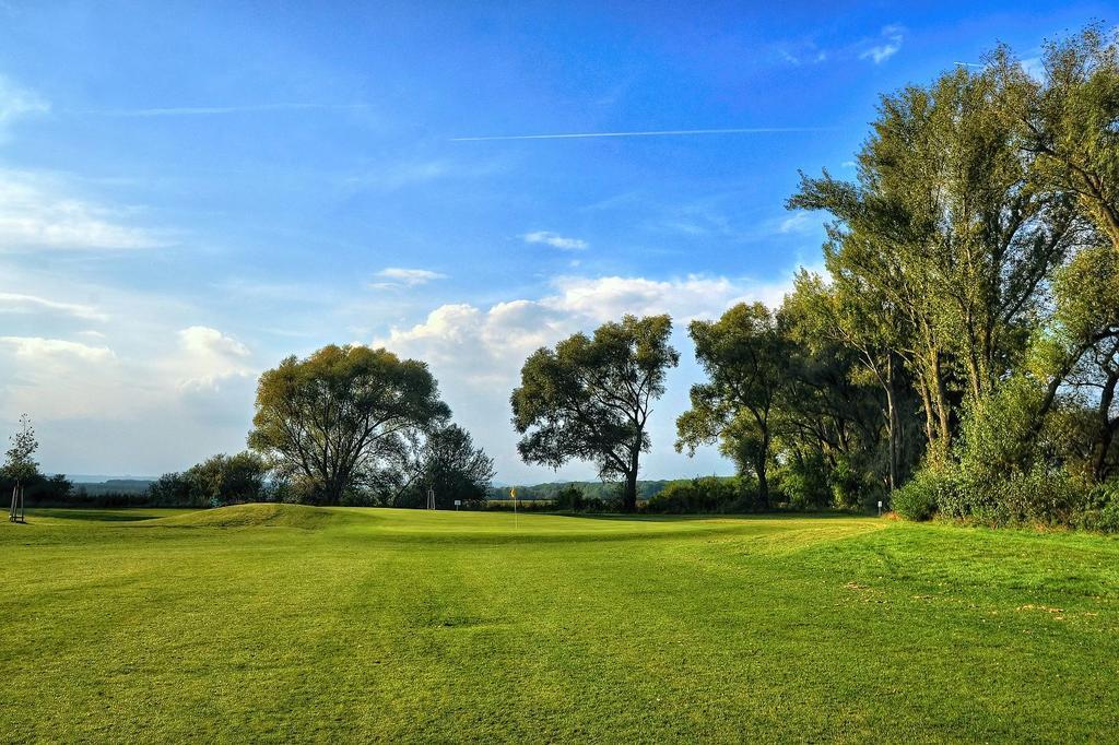 Hotel Golf Jezera Острожка Нова Вес Екстер'єр фото